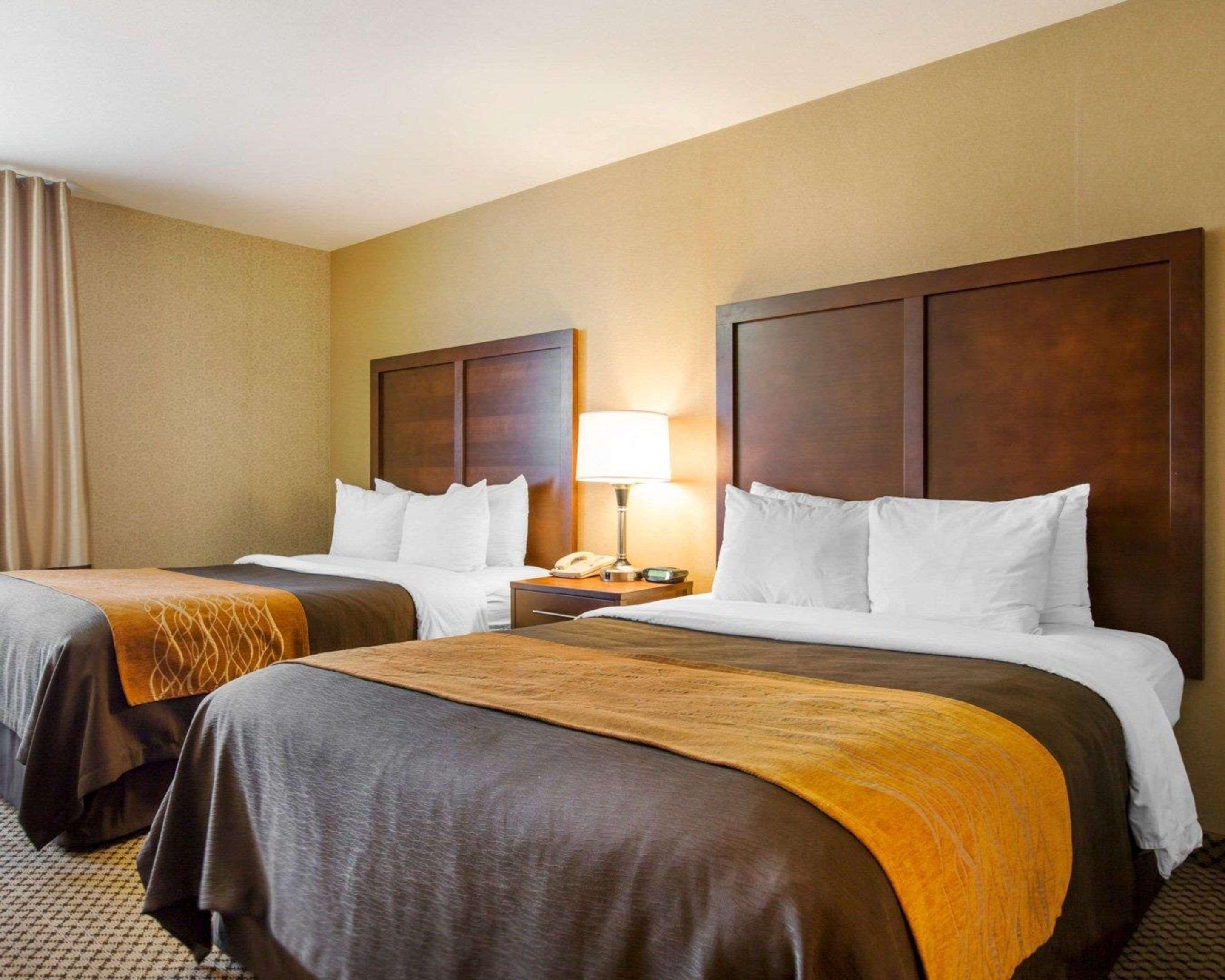 Hotel Comfort & Near March Air Reserve Base 3*
