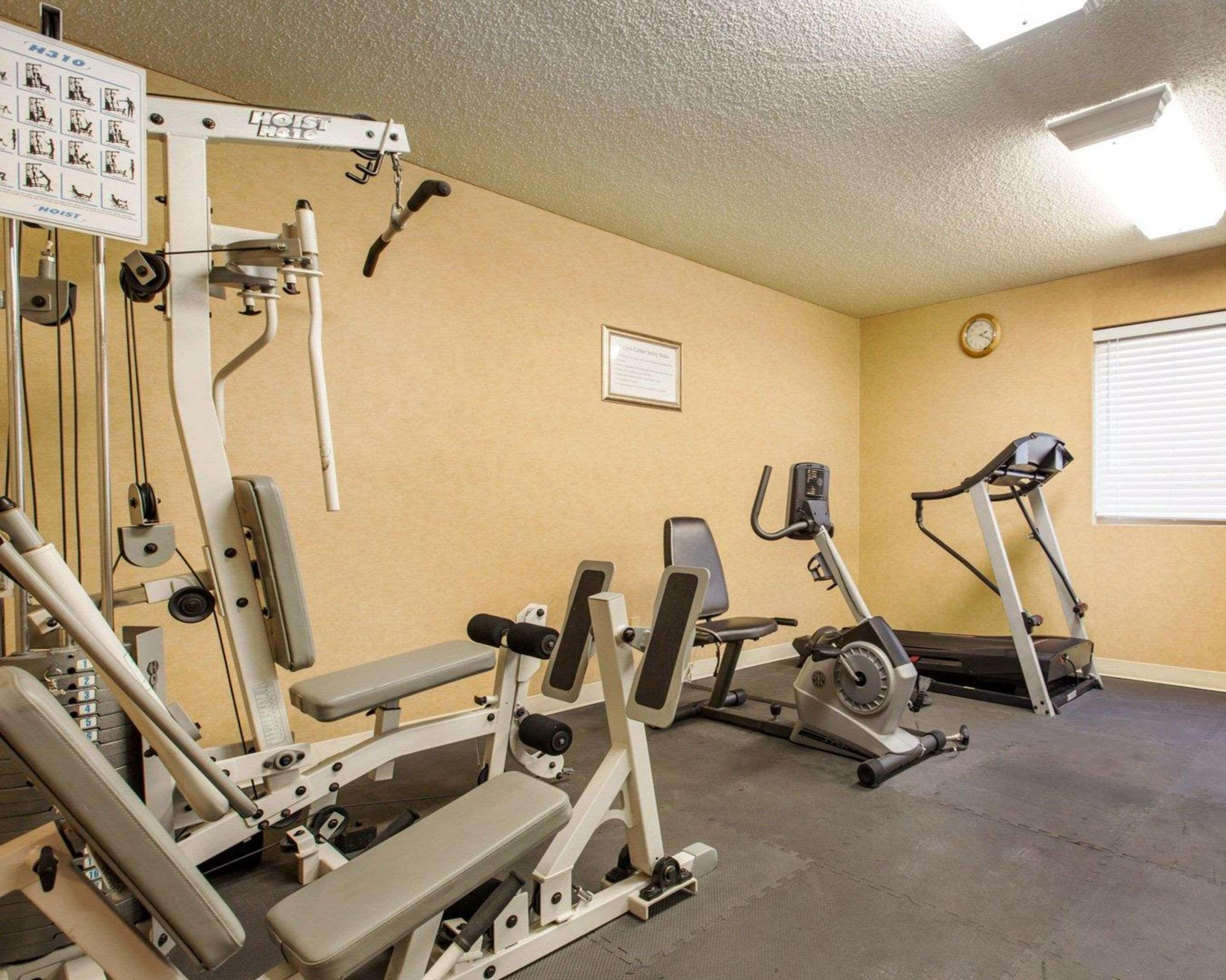 Comfort & Near March Air Reserve Base Hotel