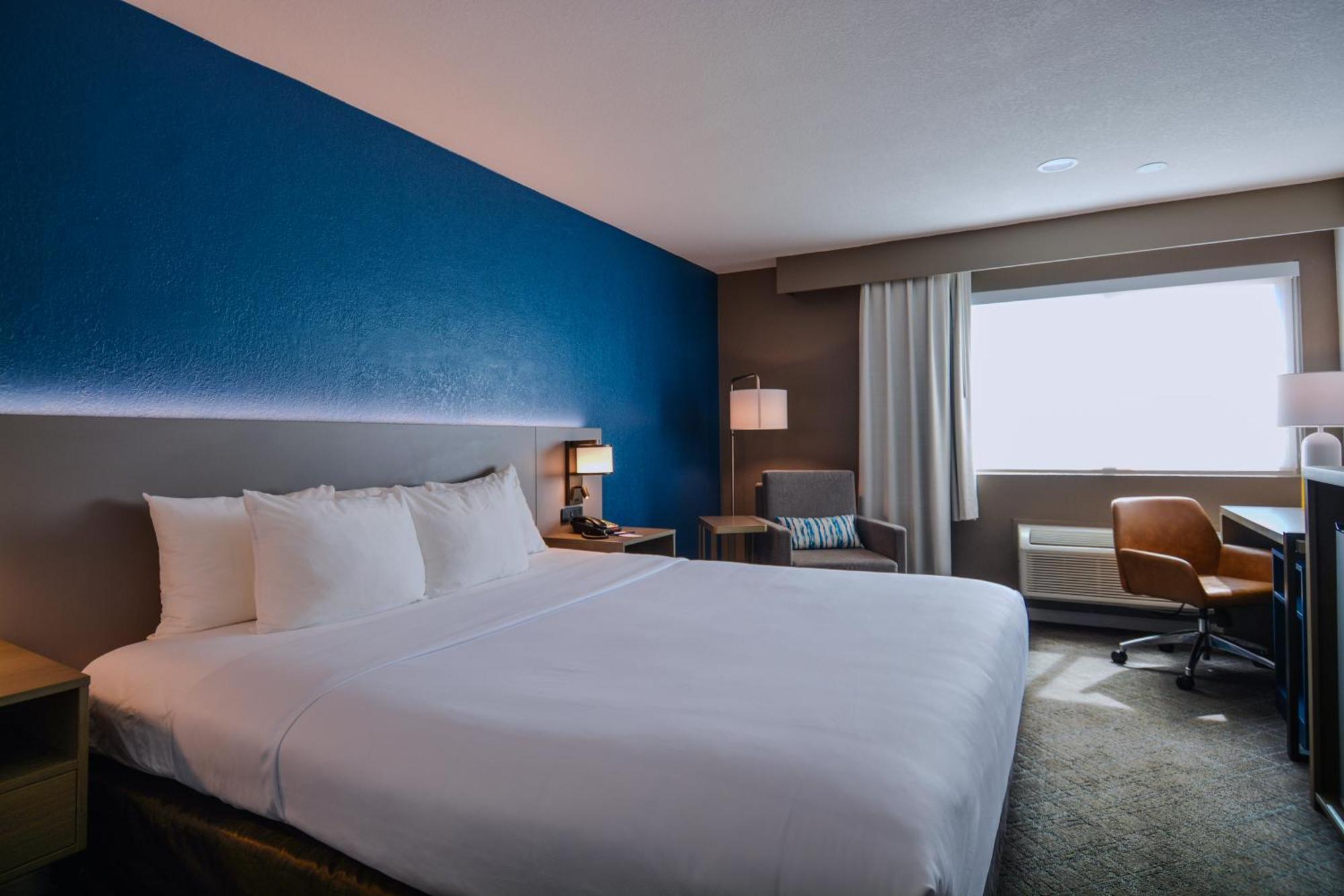 Comfort & Near March Air Reserve Base Moreno Valley