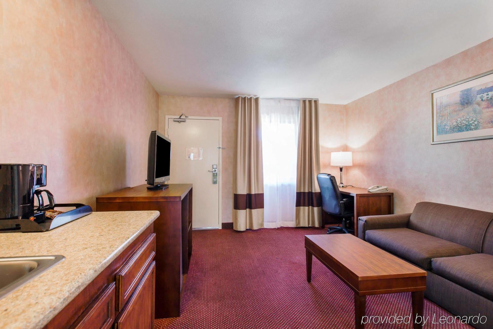 Comfort & Near March Air Reserve Base 3* Moreno Valley